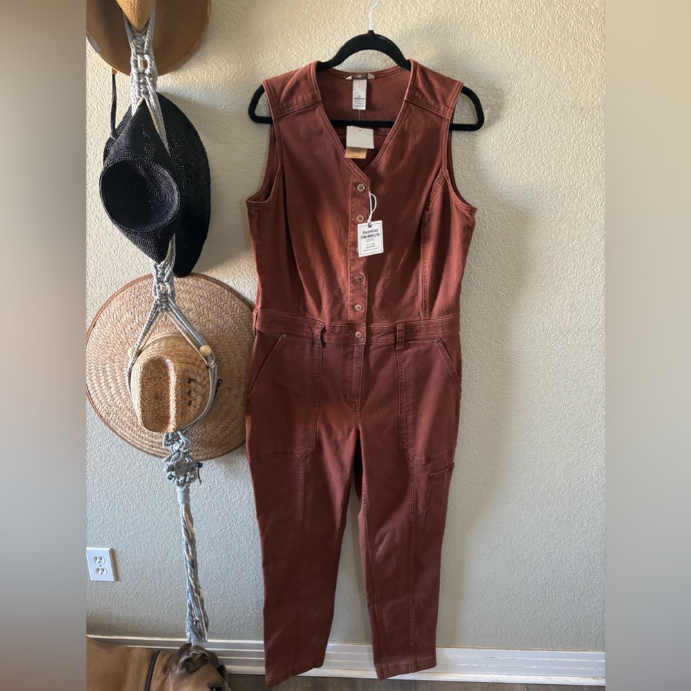 Duluth Trading Co terracotta colored sleeveless coveralls size 12 regular BNWT